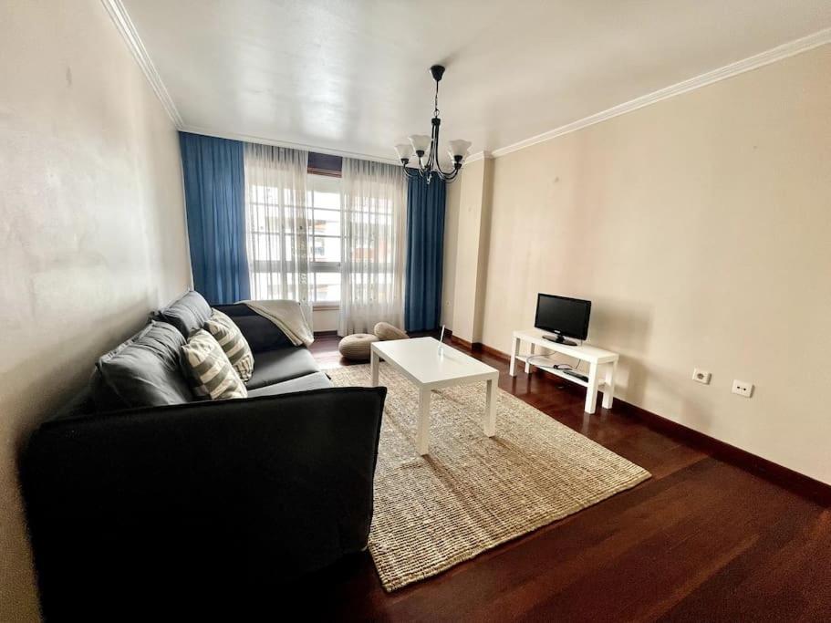 Agradable Apartamento Centrico En Cangas 외부 사진